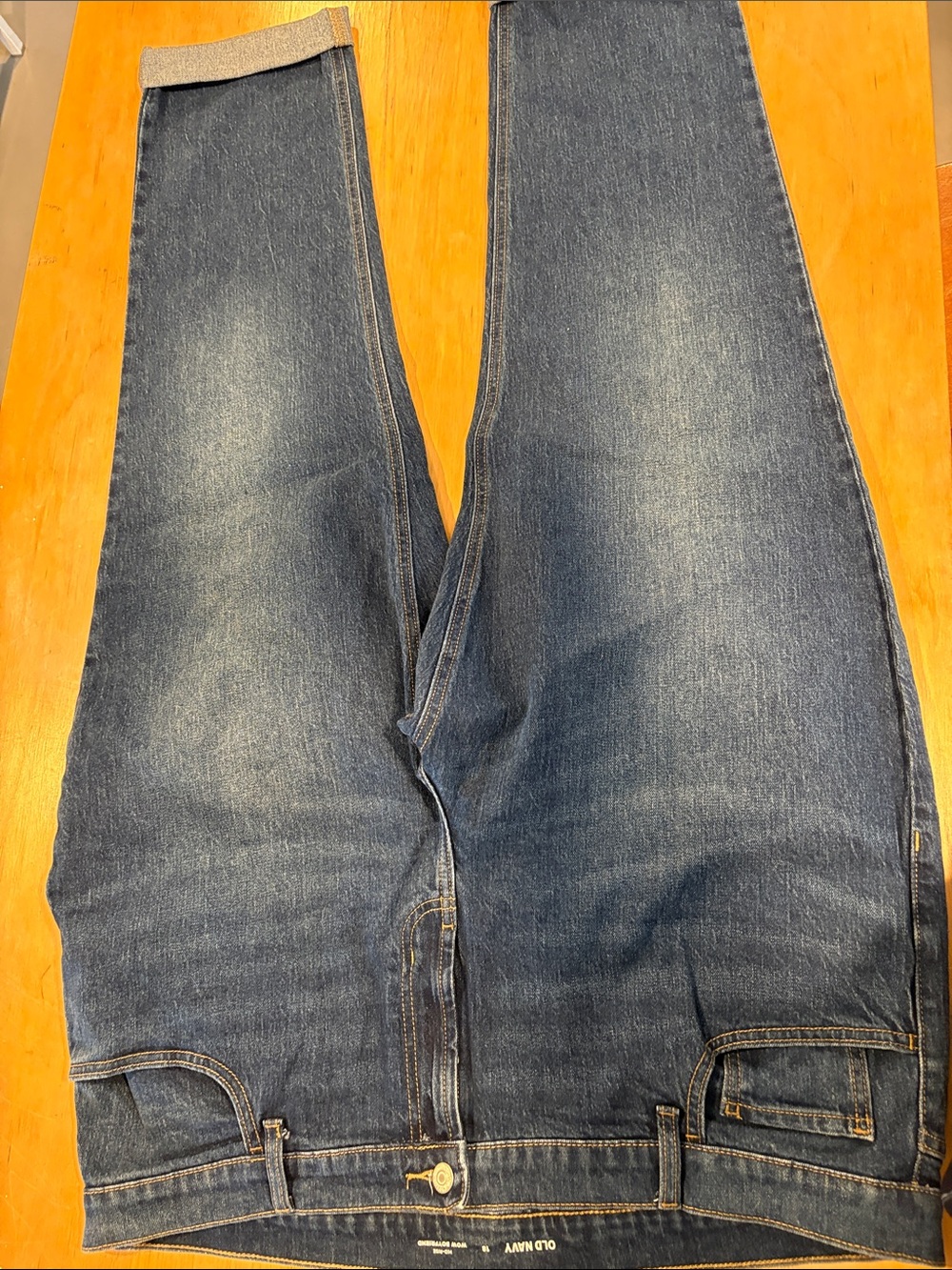 Old Navy Women’s Washed Blue Straight Jeans